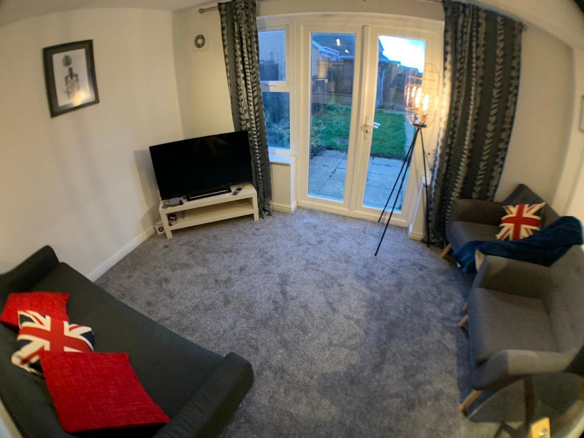 Villa Harpers Brook House, Netflix Tvs And Fast Wifi Corby Exterior foto